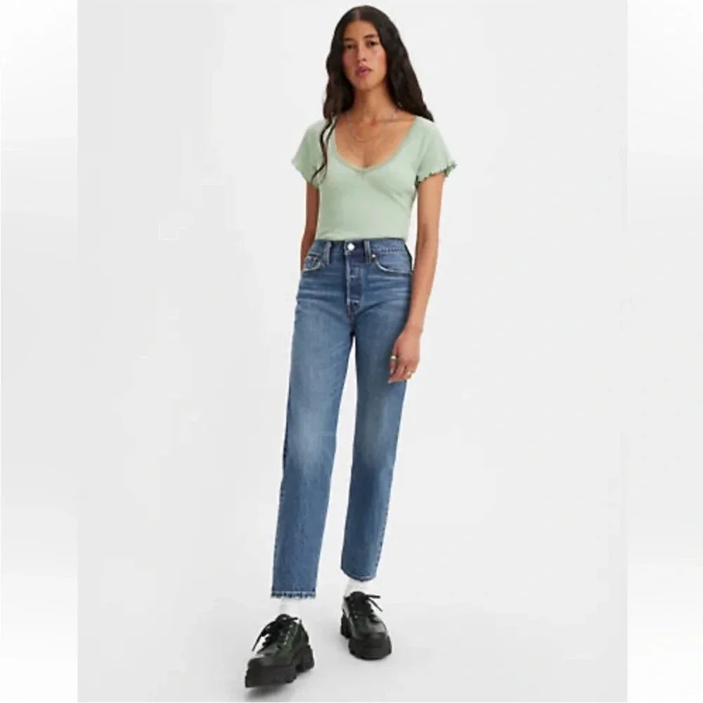 LEVI’S ‘Wedgie Straight’ High-Waisted Jeans Size 32